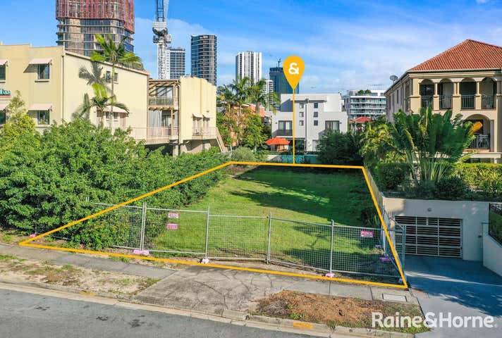 10 Saint Kilda Avenue Broadbeach QLD 4218 - Image 11