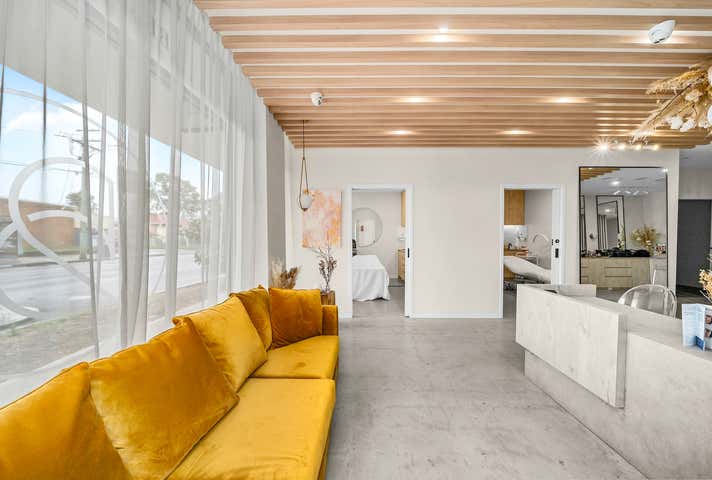 2/203 Birdwood Road Georges Hall NSW 2198 - Image 4