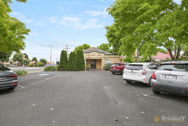 8 Hart Street Colac VIC 3250 - Image 3