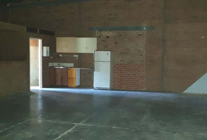 1/231 Bank Street Welshpool WA 6106 - Image 9