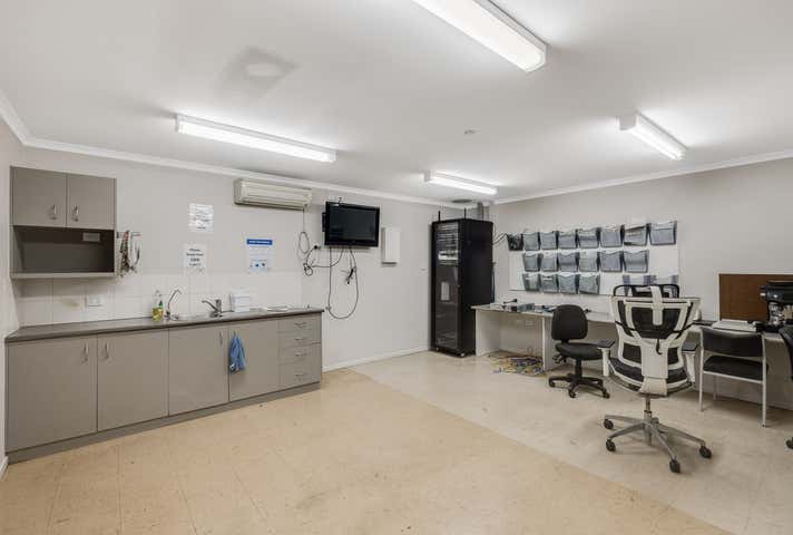 6 Taylor Street Toowoomba City QLD 4350 - Image 8