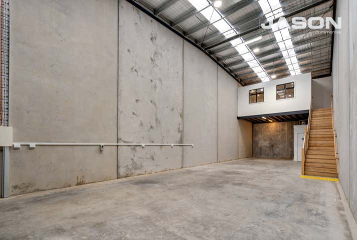 8/7 Quinlan Road Epping VIC 3076 - Image 2