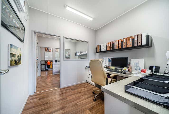 2/10 Exeter Way Caloundra West QLD 4551 - Image 5