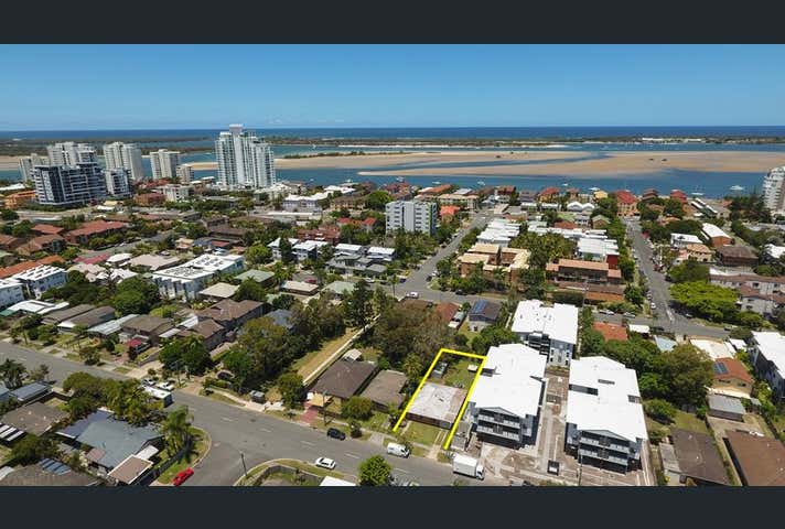 121 Muir Street Labrador QLD 4215 - Image 9