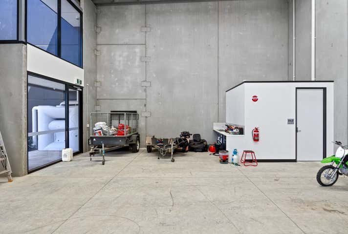 3/18 Cylinders Drive Torquay VIC 3228 - Image 3