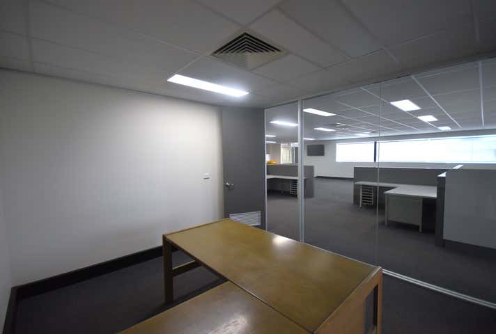 Level 1, 519 Nurigong Street South Albury NSW 2640 - Image 8