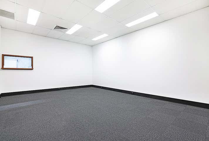 Unit 2, 2 Purdy Place Canning Vale WA 6155 - Image 11