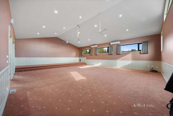 10 Vincent Street Daylesford VIC 3460 - Image 5