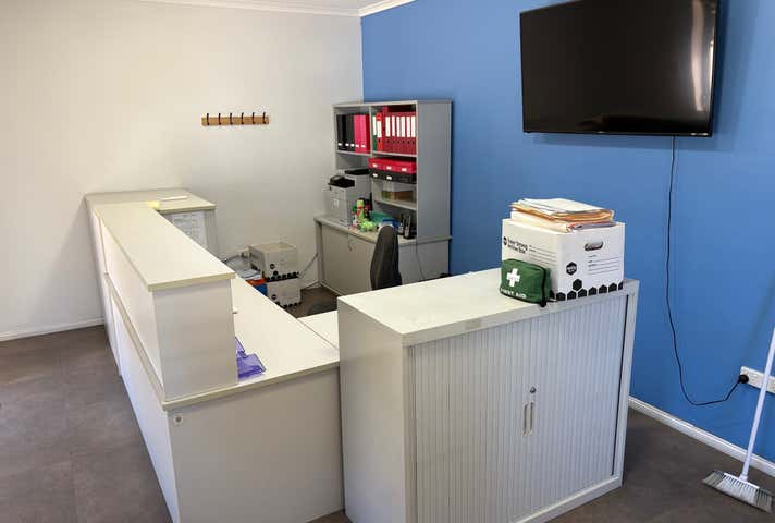 Tenancy 3, 27 Campbell Street Slade Point QLD 4740 - Image 8