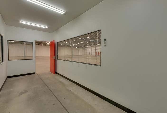 40 Mulgul Road Malaga WA 6090 - Image 10