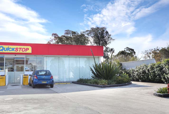 United Prairiewood Drive Thru, 522 Smithfield Rd Prairiewood NSW 2176 - Image 1