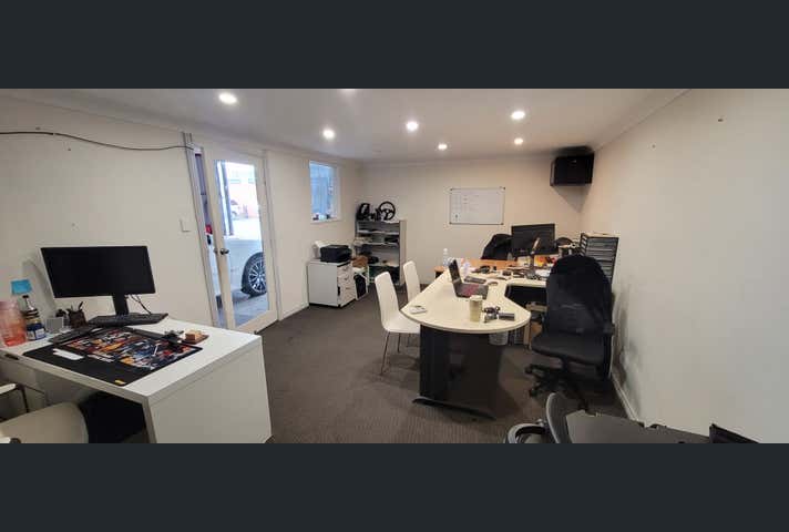 U3/1846 Albany Highway Maddington WA 6109 - Image 3