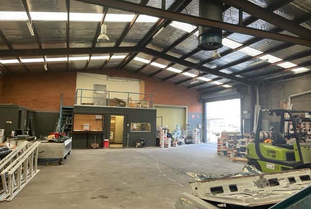 3/21 Greens Street Doveton VIC 3177 - Image 3