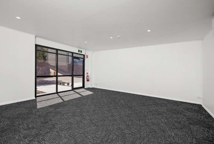 Unit 4, 210 Macquarie Road Warners Bay NSW 2282 - Image 4