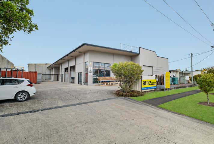 2/4 Dual Avenue Warana QLD 4575 - Image 1