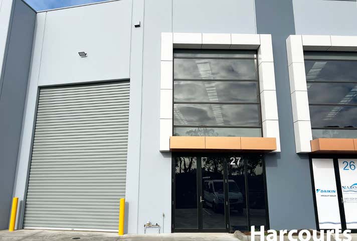 27 Zinc Circuit Cranbourne North VIC 3977 - Image 1