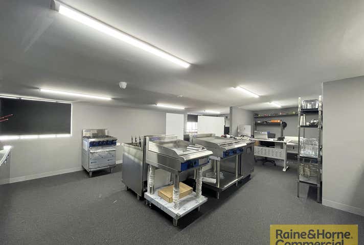 2/12 Johnstone Road Brendale QLD 4500 - Image 9