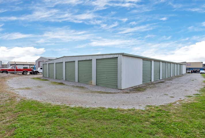 4 Kingsford Smith Street Tamworth NSW 2340 - Image 6