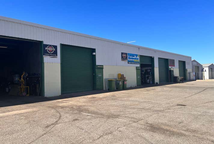 10/25 Hanson Street Maddington WA 6109 - Image 2