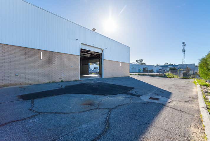 25 Port Pirie Street Bibra Lake WA 6163 - Image 13