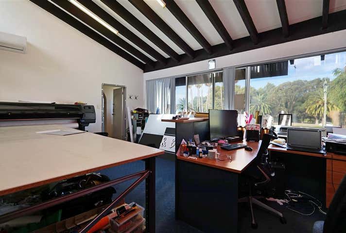 11 Wanneroo Road Joondanna WA 6060 - Image 34