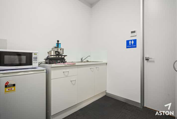 4/5 Wedge Street South Werribee VIC 3030 - Image 7