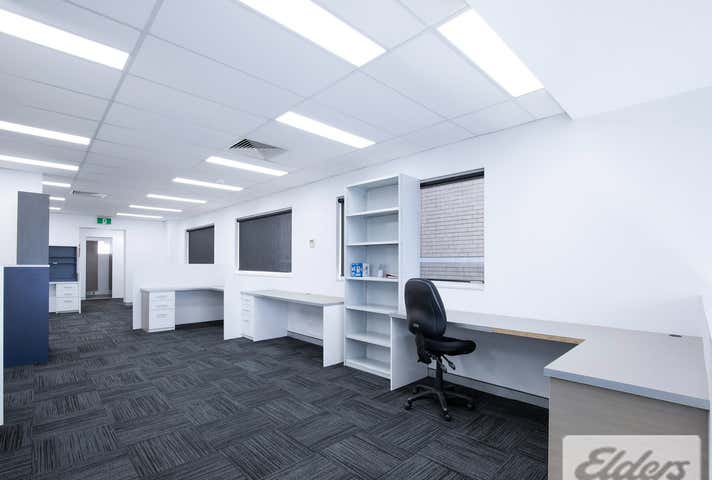 207 Logan Road Woolloongabba QLD 4102 - Image 11