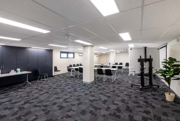 Whole Building, 5 Belmont Avenue Belmont WA 6104 - Image 6