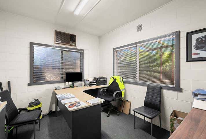 4-14 Greta Street North Shore VIC 3214 - Image 2