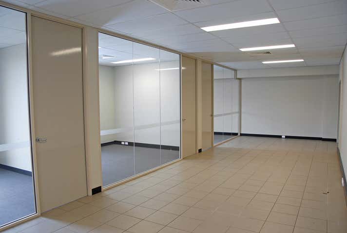 14 Madrid Place Maddington WA 6109 - Image 7