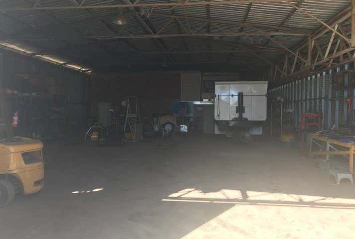 236 Gnangara Rd Landsdale WA 6065 - Image 17