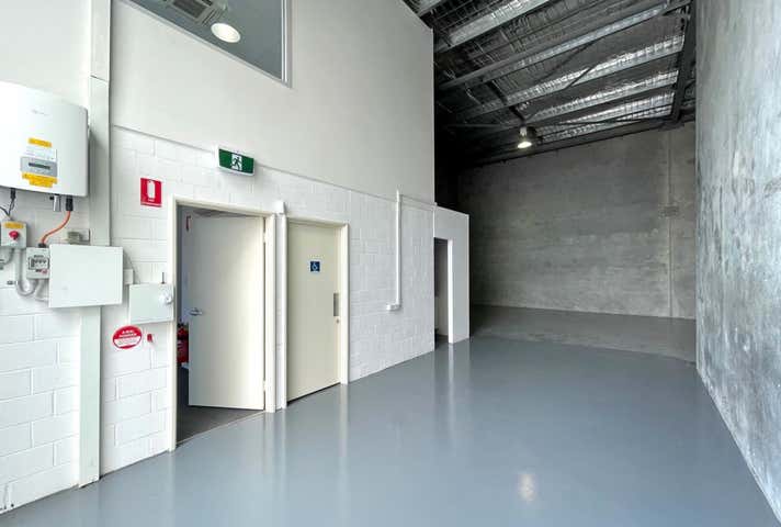 Unit 4, 17 Caloundra Road Clarkson WA 6030 - Image 9