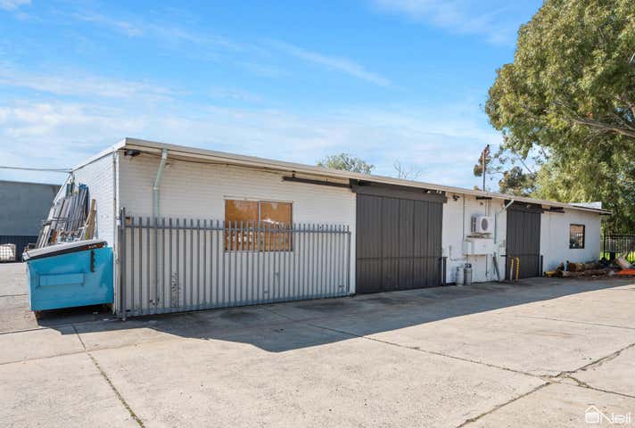 10 Tinga Place Kelmscott WA 6111 - Image 11