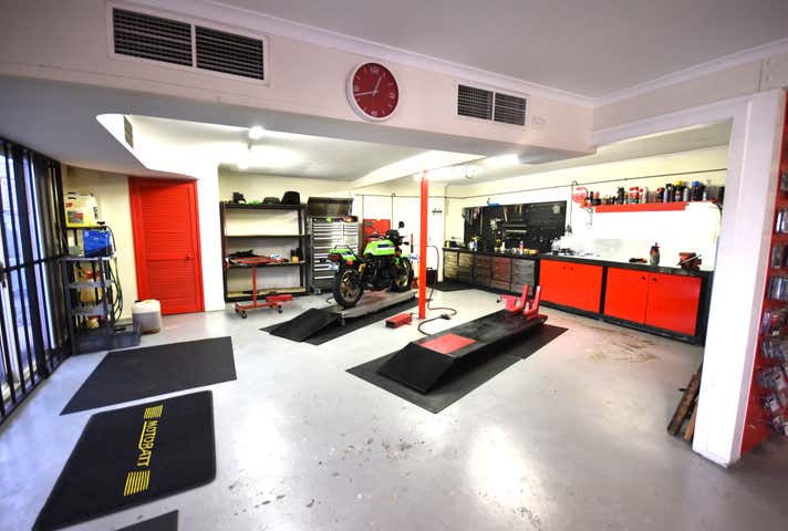 1/36 Lawrence Drive Nerang QLD 4211 - Image 4