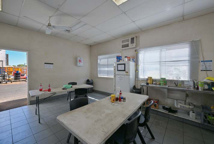 109 Coolgardie Avenue Redcliffe WA 6104 - Image 20