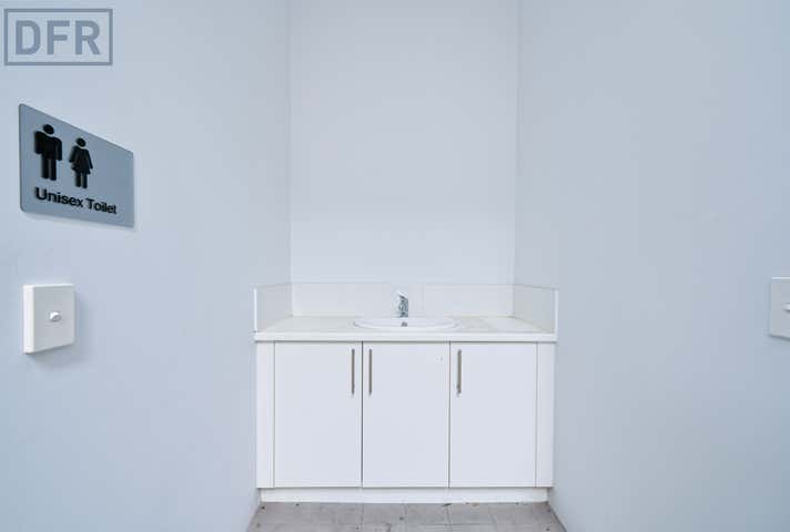 2/1 Merino Entrance Cockburn Central WA 6164 - Image 15