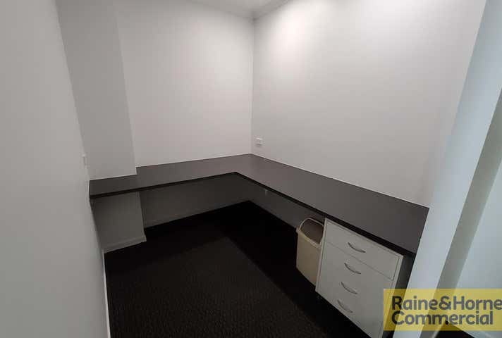 2/255 Gympie Road Kedron QLD 4031 - Image 9