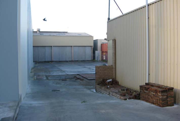 81 John Street Welshpool WA 6106 - Image 2