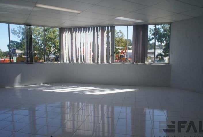 Unit  1, 44 Boron Street Sumner QLD 4074 - Image 4
