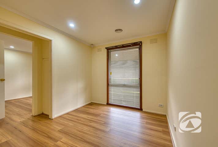 22 Main Street Pakenham VIC 3810 - Image 5