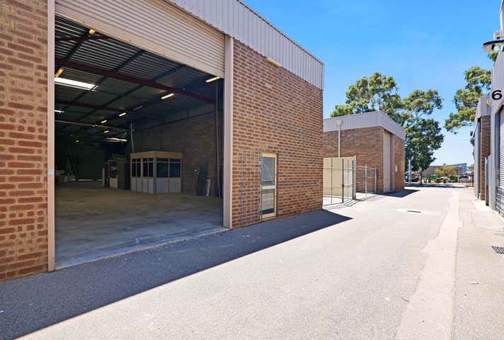 2/11 Anvil Way Welshpool WA 6106 - Image 2