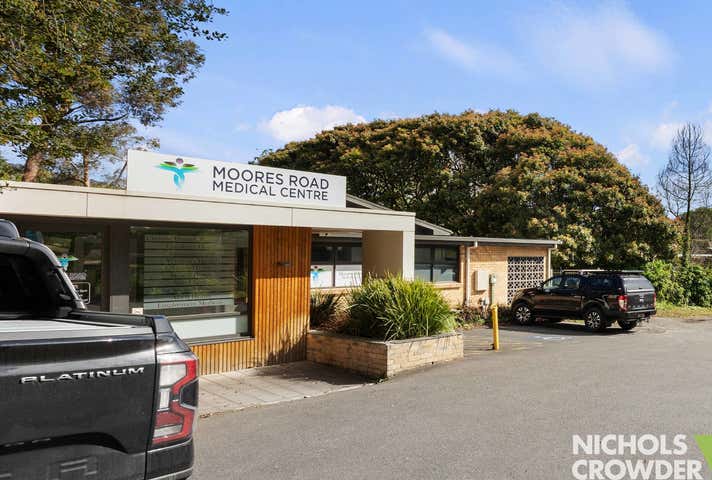5 Moores Road Monbulk VIC 3793 - Image 2