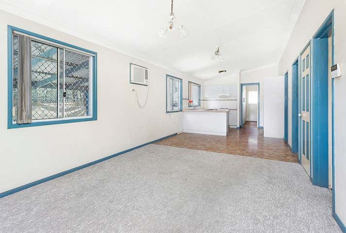 10 Casuarina Street Oak Flats NSW 2529 - Image 5