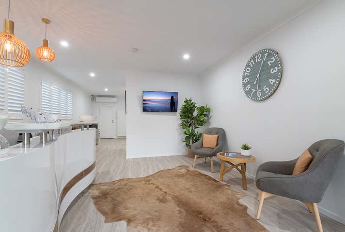 2/35 Thomas Street Noosaville QLD 4566 - Image 2