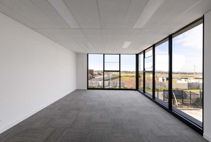 73 Auburn Avenue Sunshine North VIC 3020 - Image 11