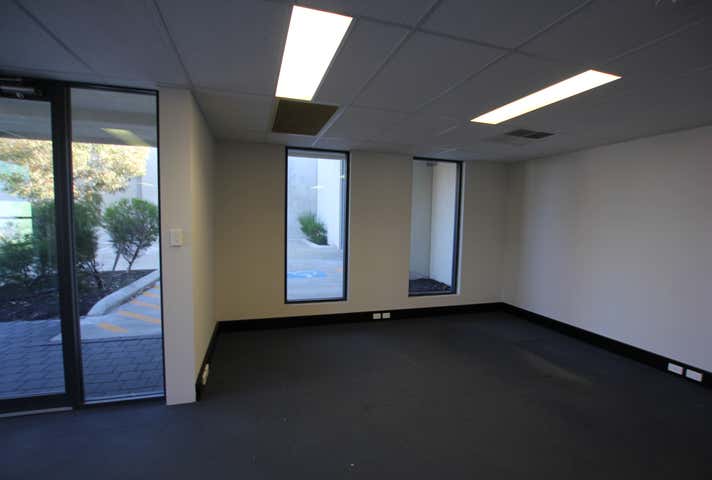 38 Darlot Road Landsdale WA 6065 - Image 4