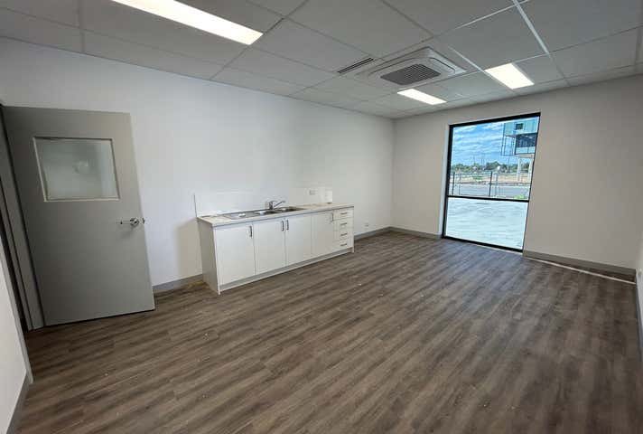 8 Ayres Road Forrestdale WA 6112 - Image 2