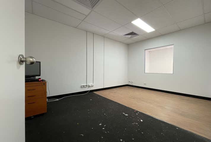 Unit 2, 35 Prosperity Avenue Wangara WA 6065 - Image 5