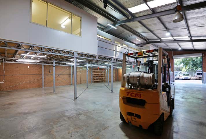 2/6 Raymond Avenue Bayswater WA 6053 - Image 5