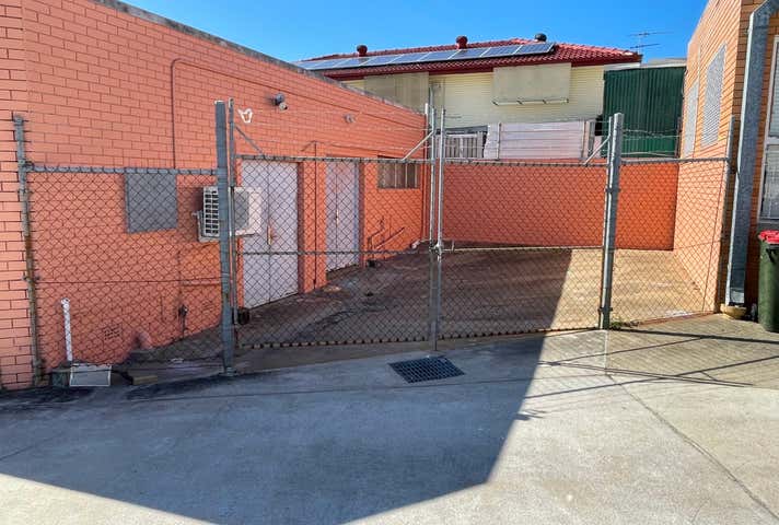 1&2, 10 -12 Wighton Street Margate QLD 4019 - Image 3